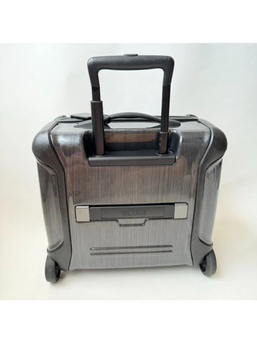 TUMI 19 Degree Compact Brief Rolling Carry-On Spinner Luggage Black/Gray